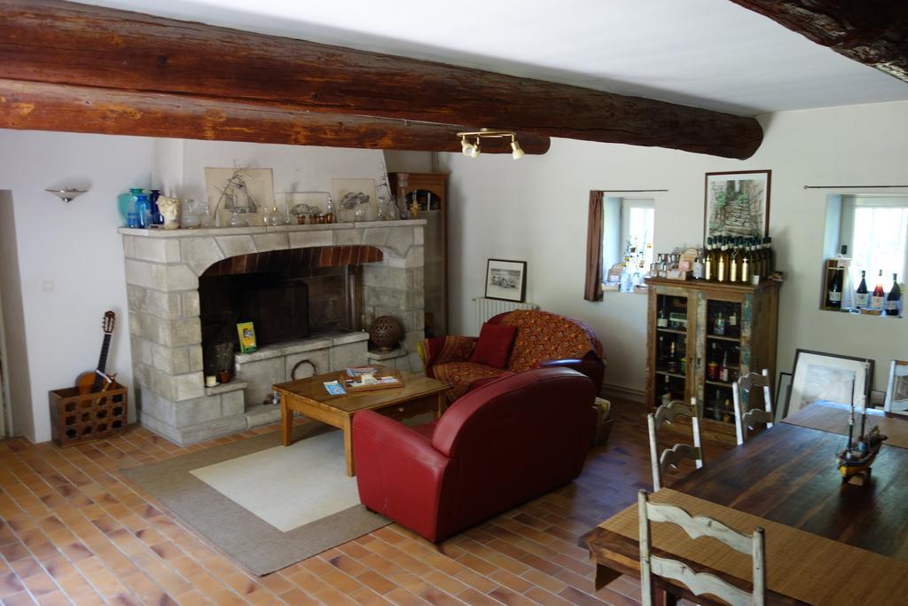 Le Mas D'Acanthe Montfaucon  Room photo